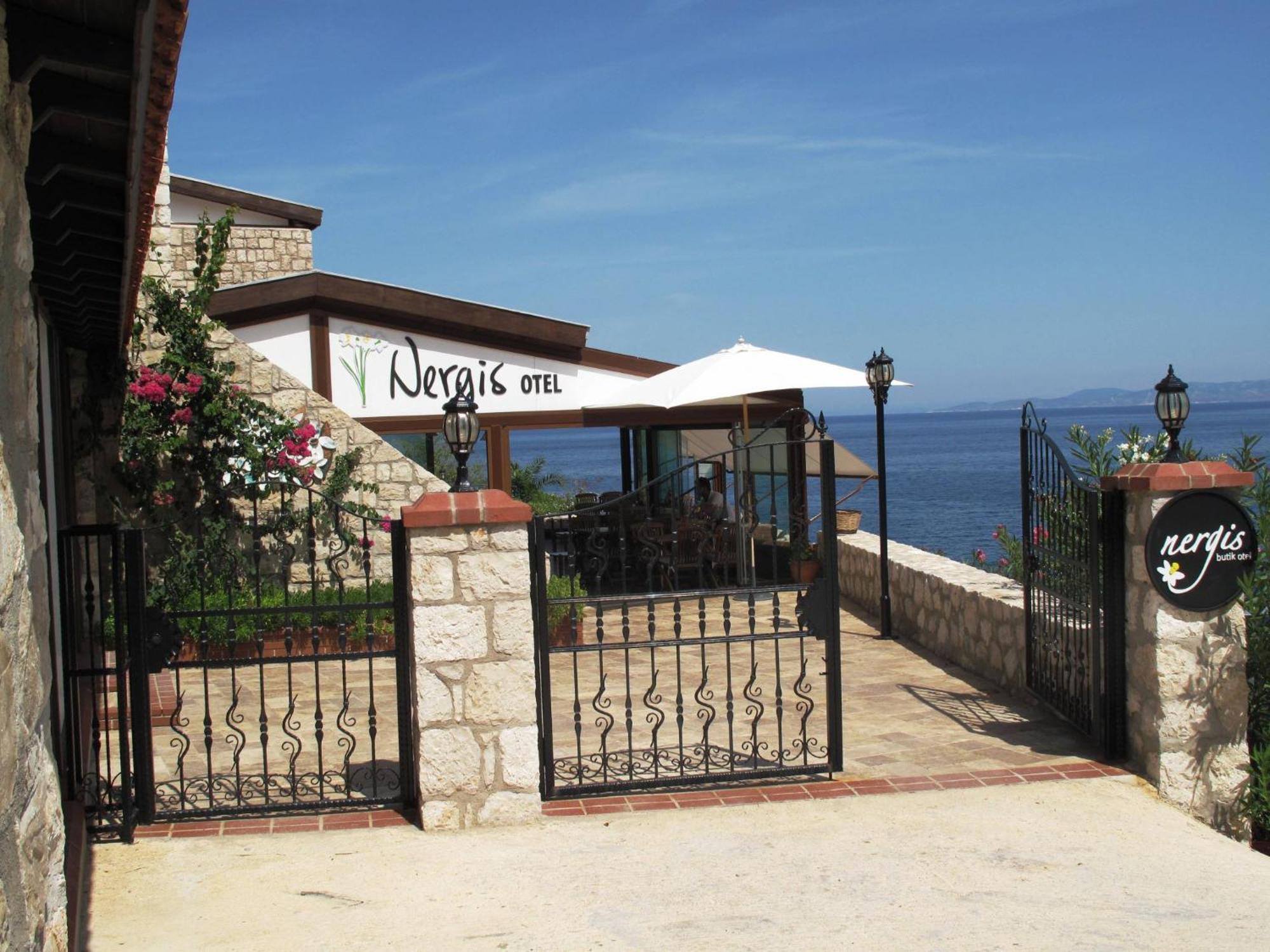 Nergis Hotel Karaburun  Εξωτερικό φωτογραφία